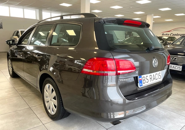 Volkswagen Passat cena 36500 przebieg: 228500, rok produkcji 2014 z Suwałki małe 301